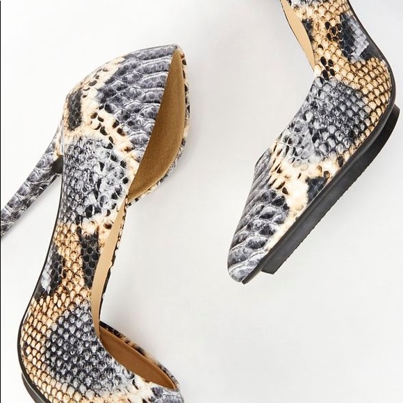 New grey & peach snakeskin pump stiletto heals. - Picture 3 of 8